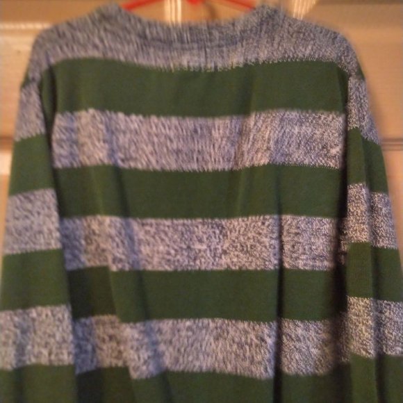Cat & Jack boys holiday green striped sweater 8/10 - Picture 7 of 8